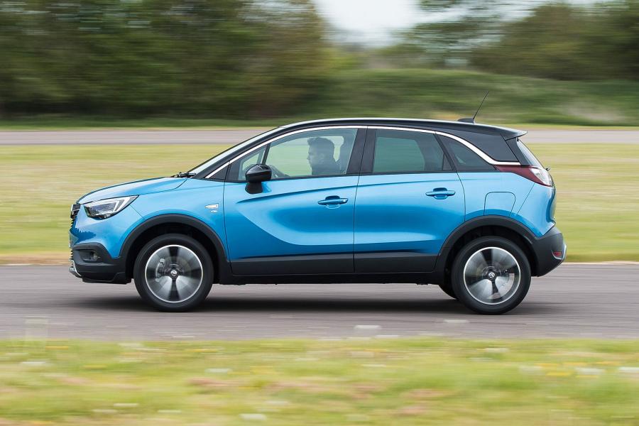  Vauxhall Crossland X Turbo 2017 года  (фото 12 из 30)